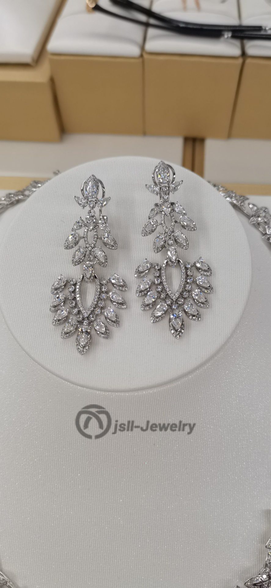 Jsll-Jewelry | 18K white gold with diamonds