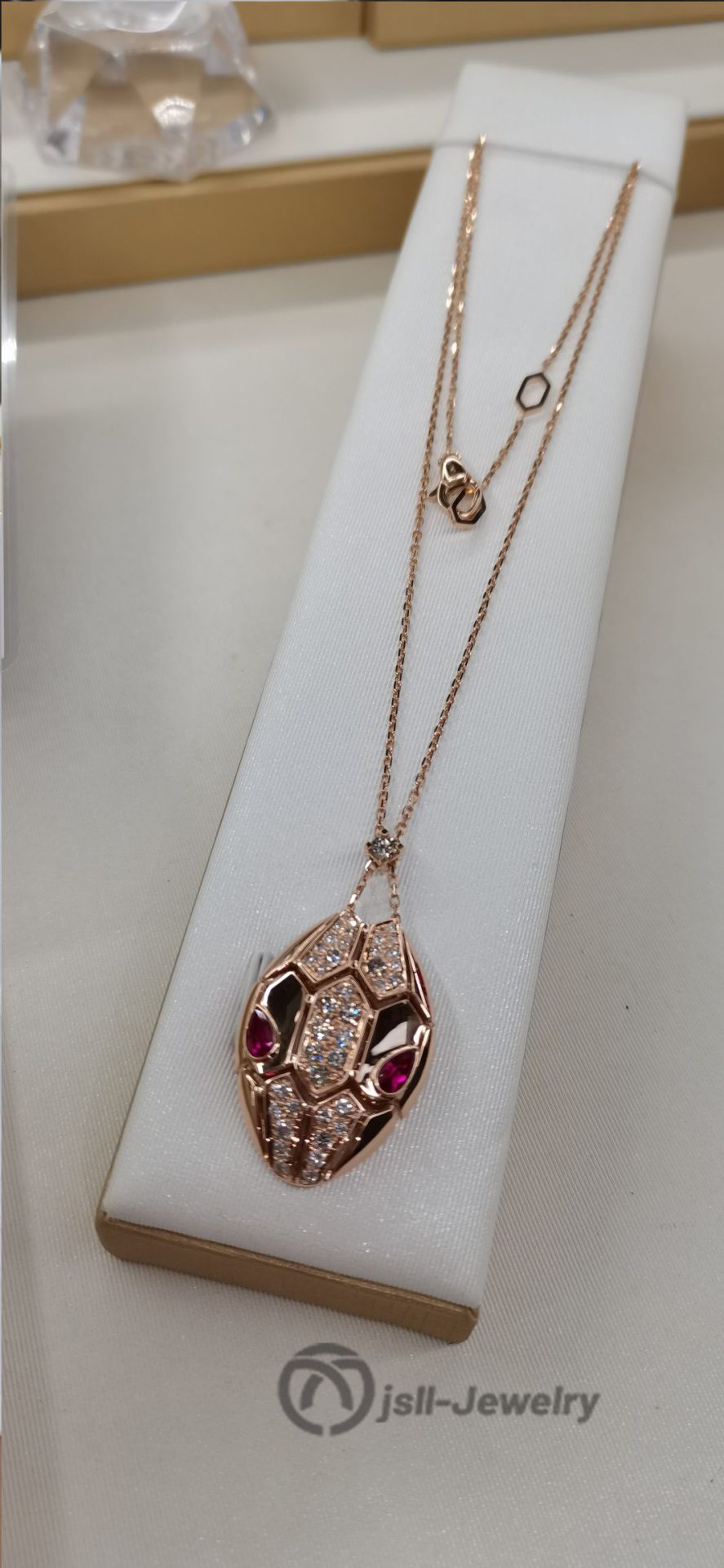 Jsll-Jewelry | 18K rose gold inlaid with diamonds, rubies, hollow snake head pendant necklace