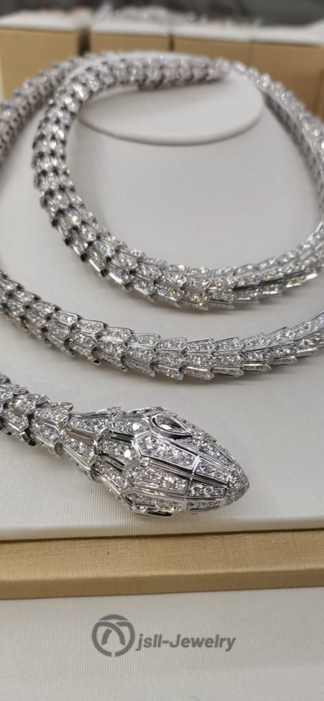 Jsll-Jewelry | 18K white gold inlaid with diamonds, rich family full of stars snake necklace