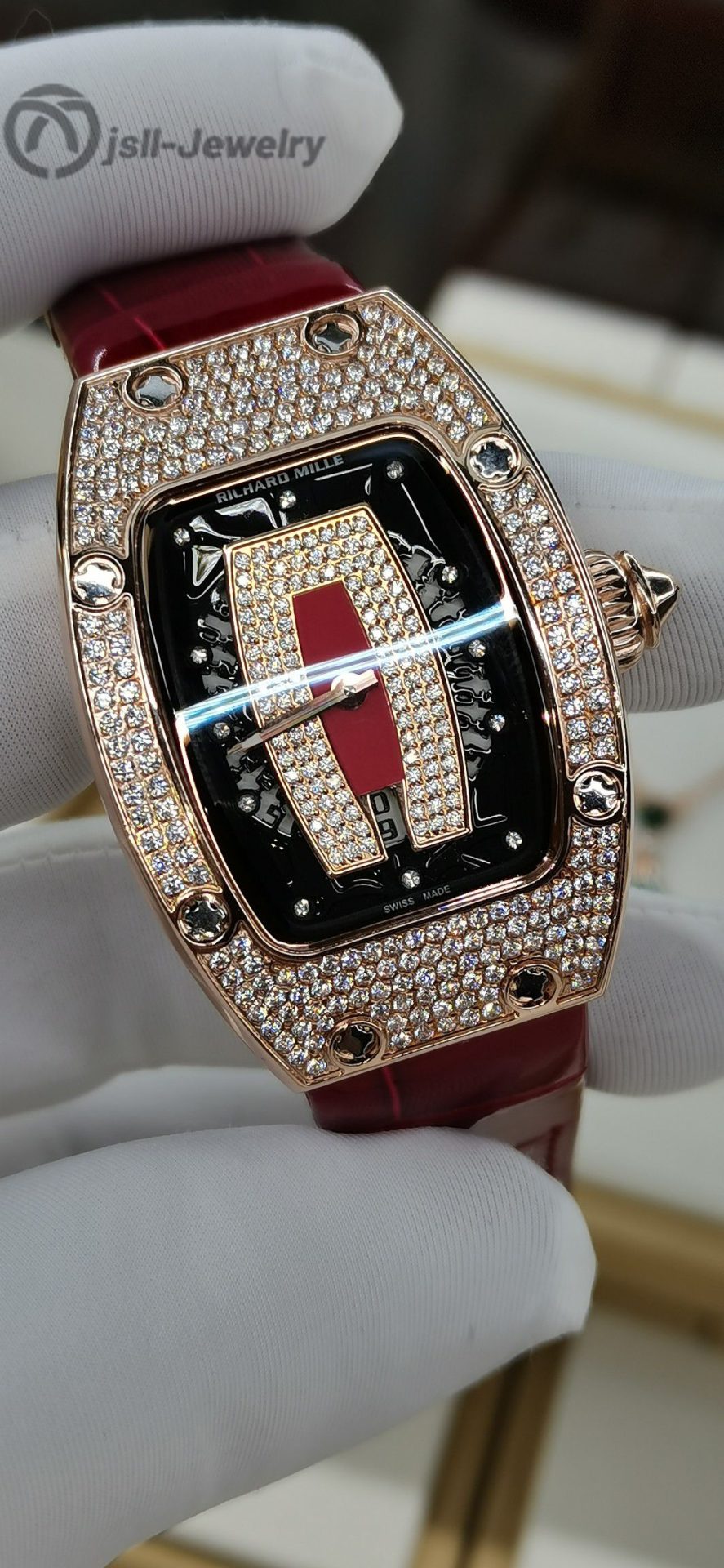 Jsll-Jewelry | Op with the American bright red crocodile +500, women's red lips watch（Gold plated）