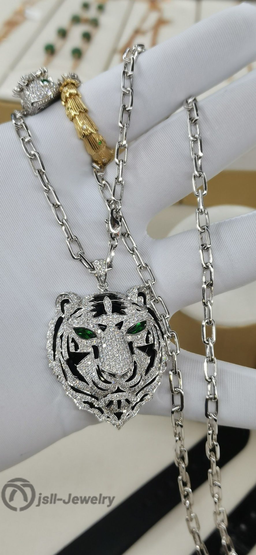 Jsll-Jewelry | 18-karat white gold with diamonds, tiger head necklace