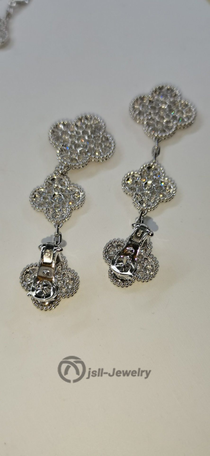 Jsll-Jewelry | 18K white gold set with diamonds, 3 flowers full of stars lucky four-leaf clover ear beat