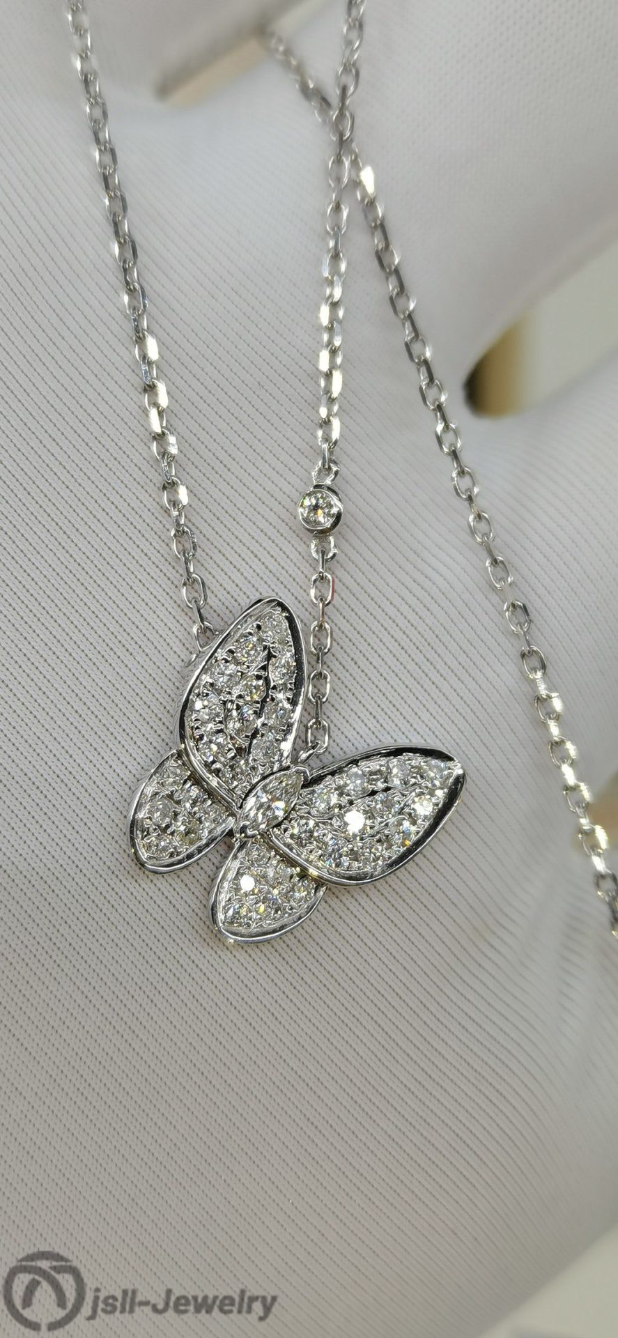 Jsll-Jewelry | 18K white gold studded with butterfly stars