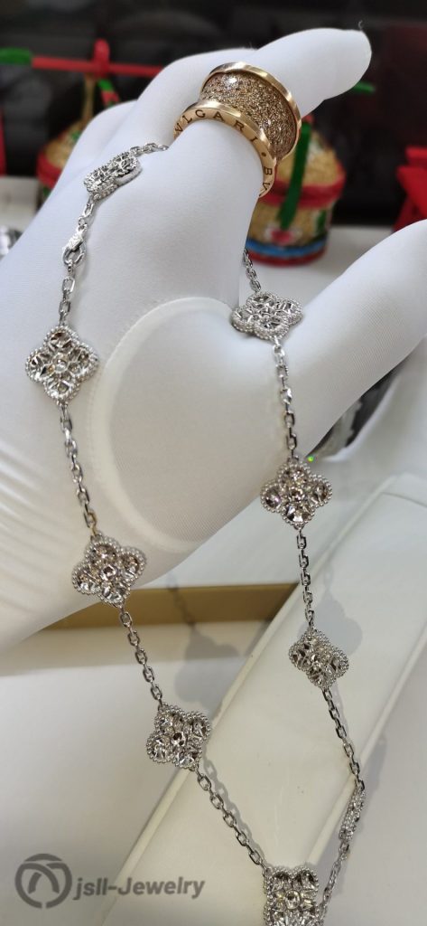 Jsll-Jewelry | 18-karat white gold with diamonds, 10-flower four-leaf clover necklace