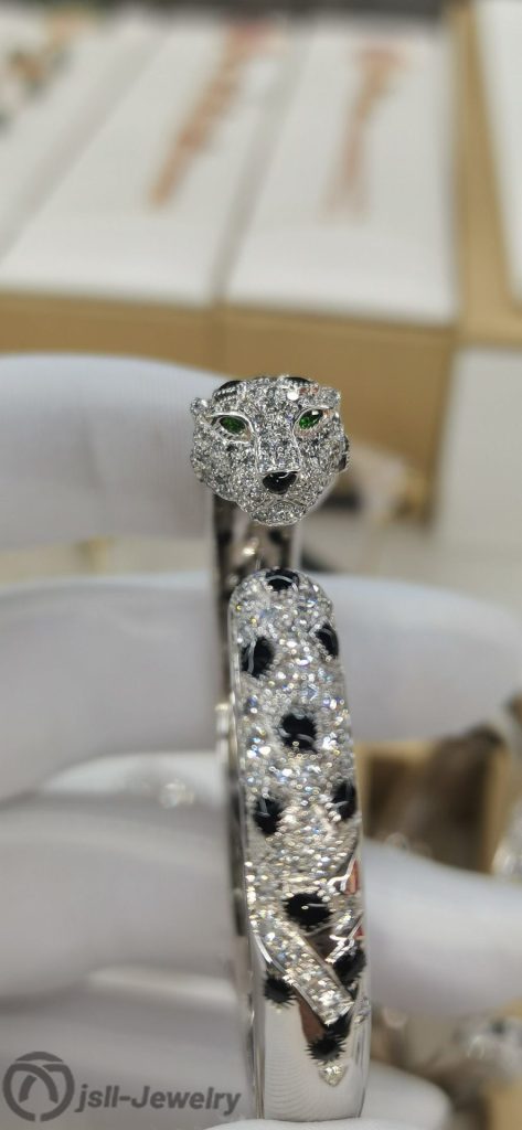 Jsll-Jewelry | 18K white gold with diamonds, leopard head half diamond bracele