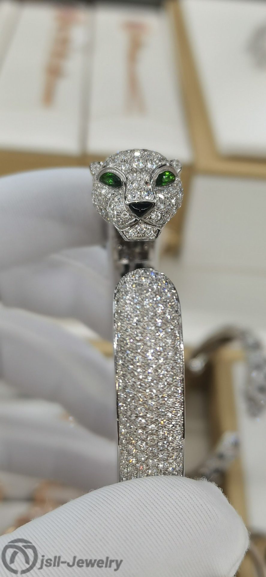 Jsll-Jewelry | 18-karat white gold with diamonds, leopard head bracelet