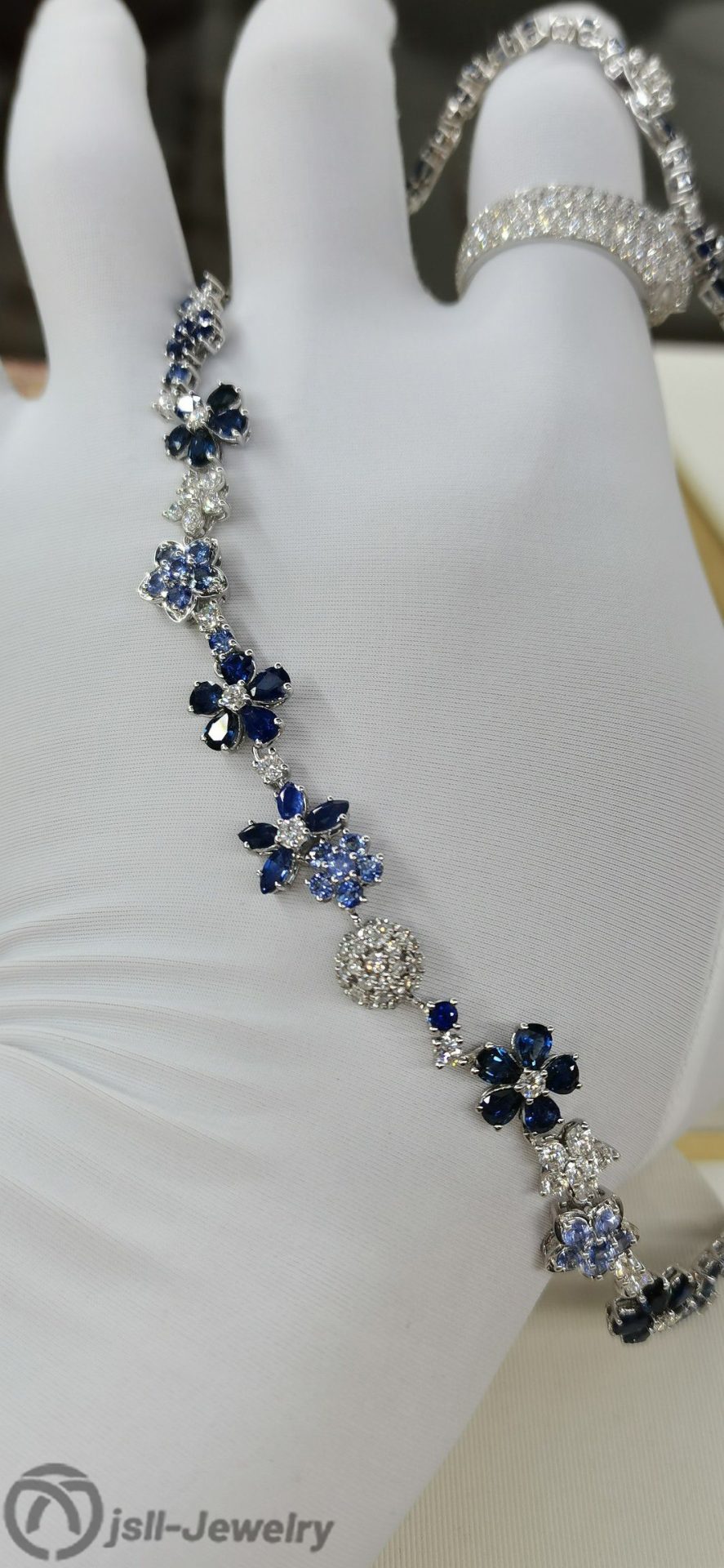 Jsll-Jewelry | 18K white gold inlaid with sapphire, diamond collar