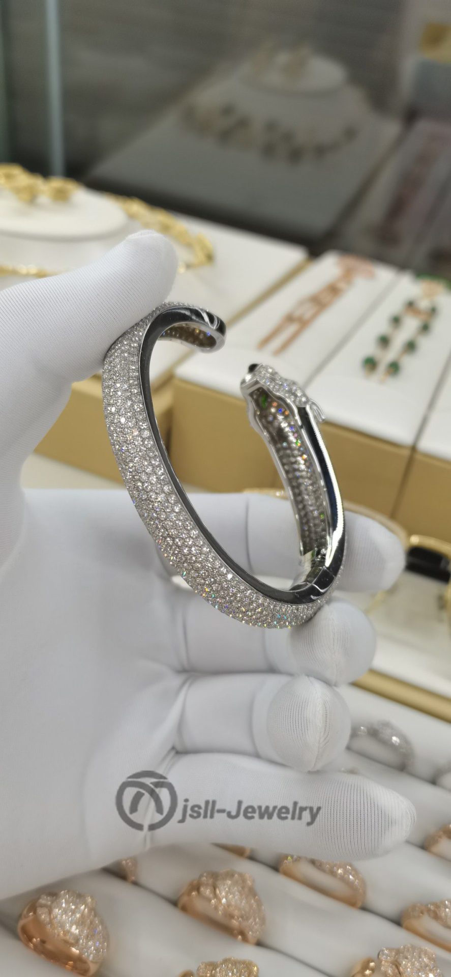 Jsll-Jewelry | 18-karat white gold with diamonds, leopard head bracelet