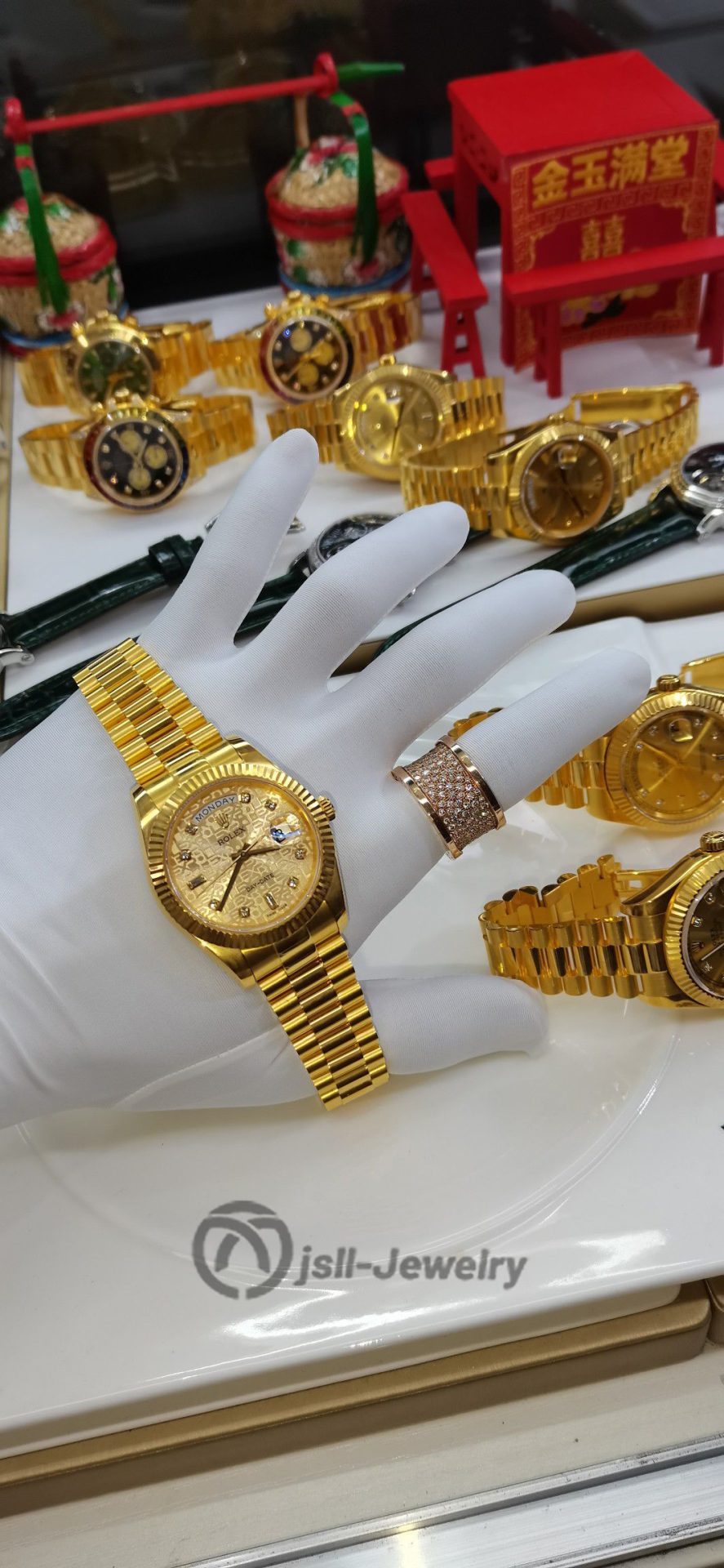 Jsll-Jewelry | Classic masterpiece: Weekly log type gold Watch (gold plated)