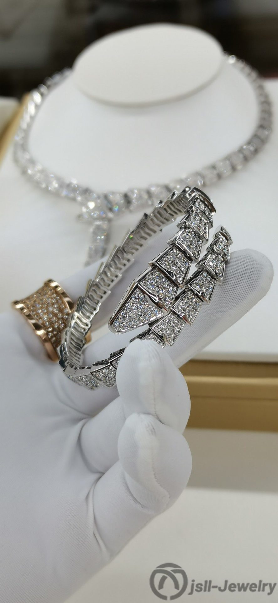 Jsll-Jewelry | 18K white gold with diamonds, luxurious gold version of the snake bracelet