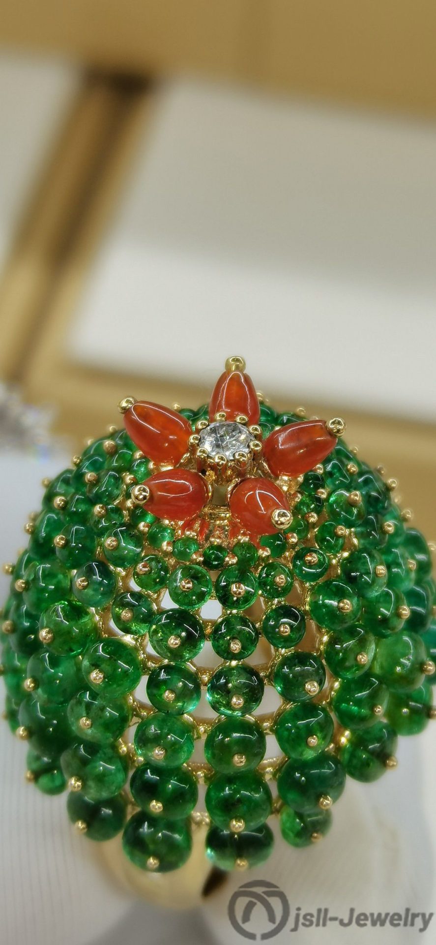 Jsll-Jewelry | 18K gold edition with emerald, orange agate, diamond oversized pineapple ring