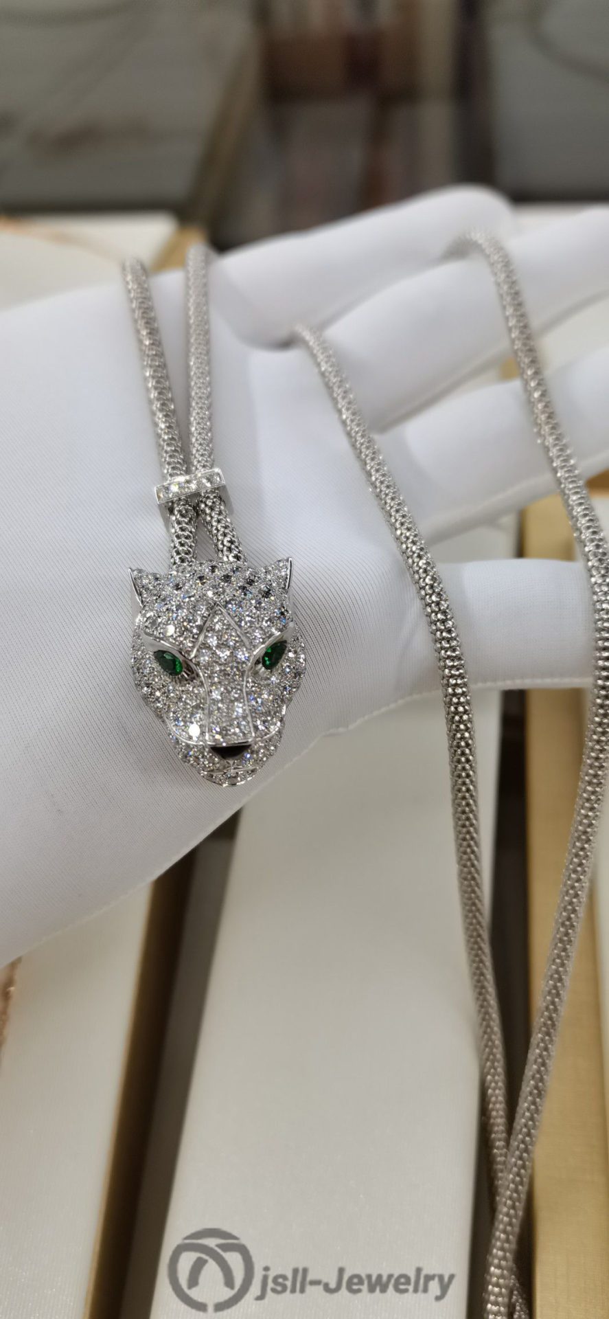 Jsll-Jewelry | 18K white gold and diamond-studded Leopard Head Necklace (Men's long chain)