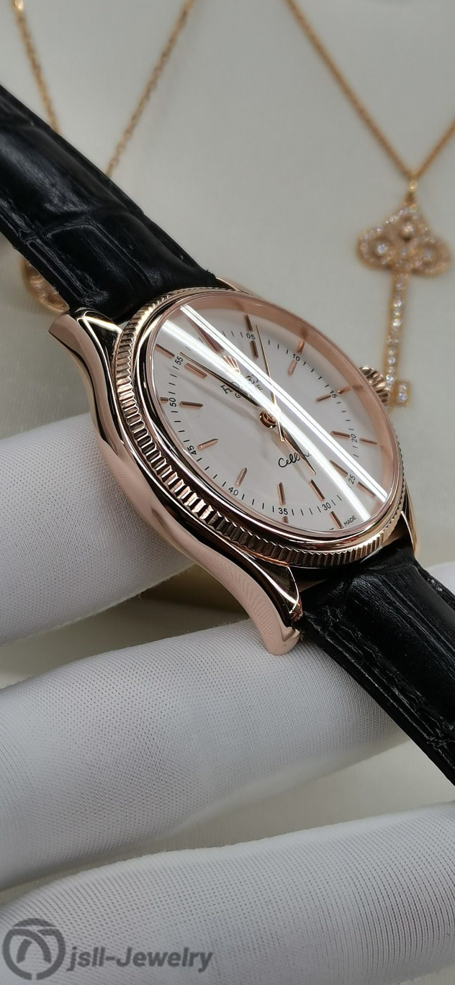 Jsll-Jewelry | Classic Three-Pin  Rose Gold Watch (Gold plated)