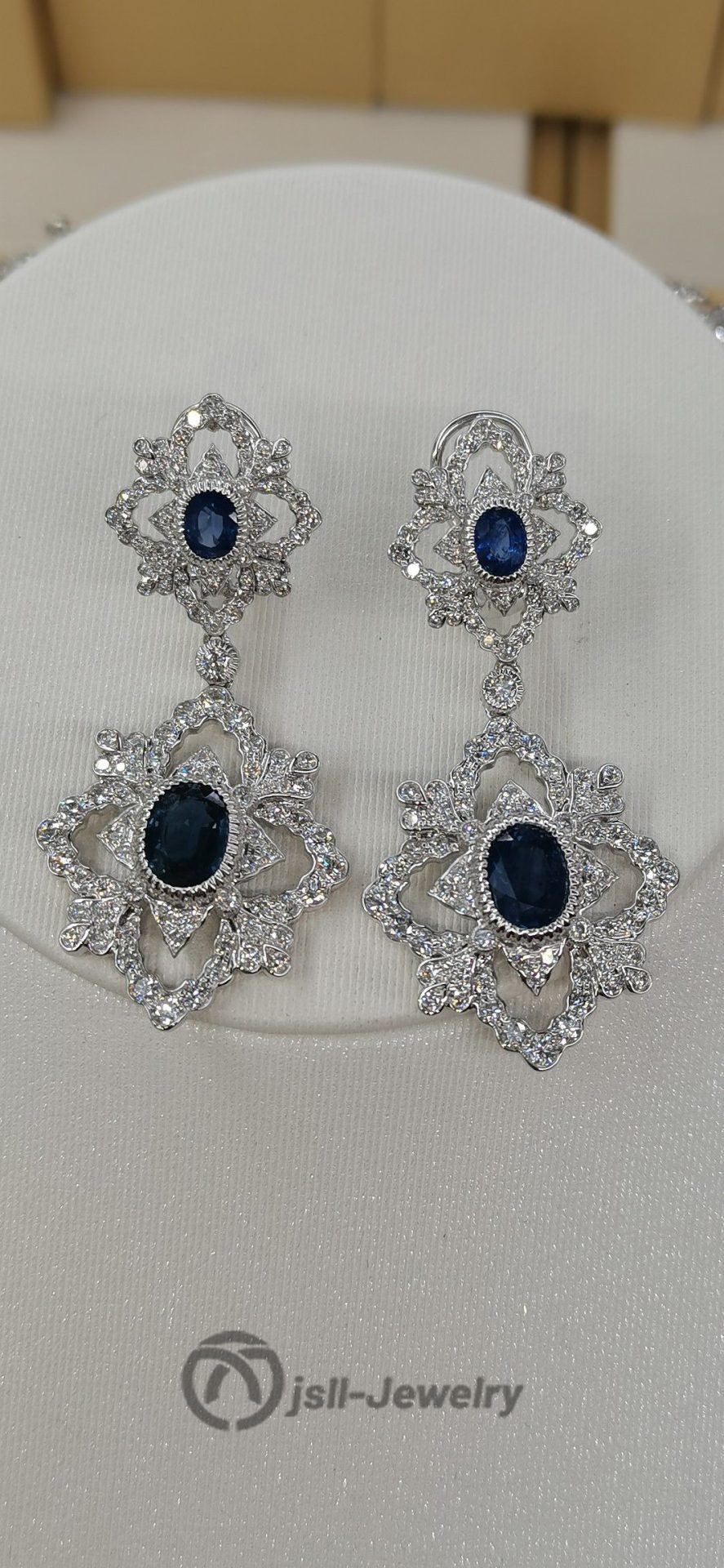 Jsll-Jewelry | 18K white gold with diamonds, sapphire earing