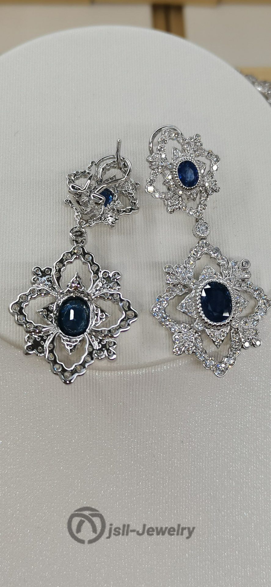 Jsll-Jewelry | 18K white gold with diamonds, sapphire earing