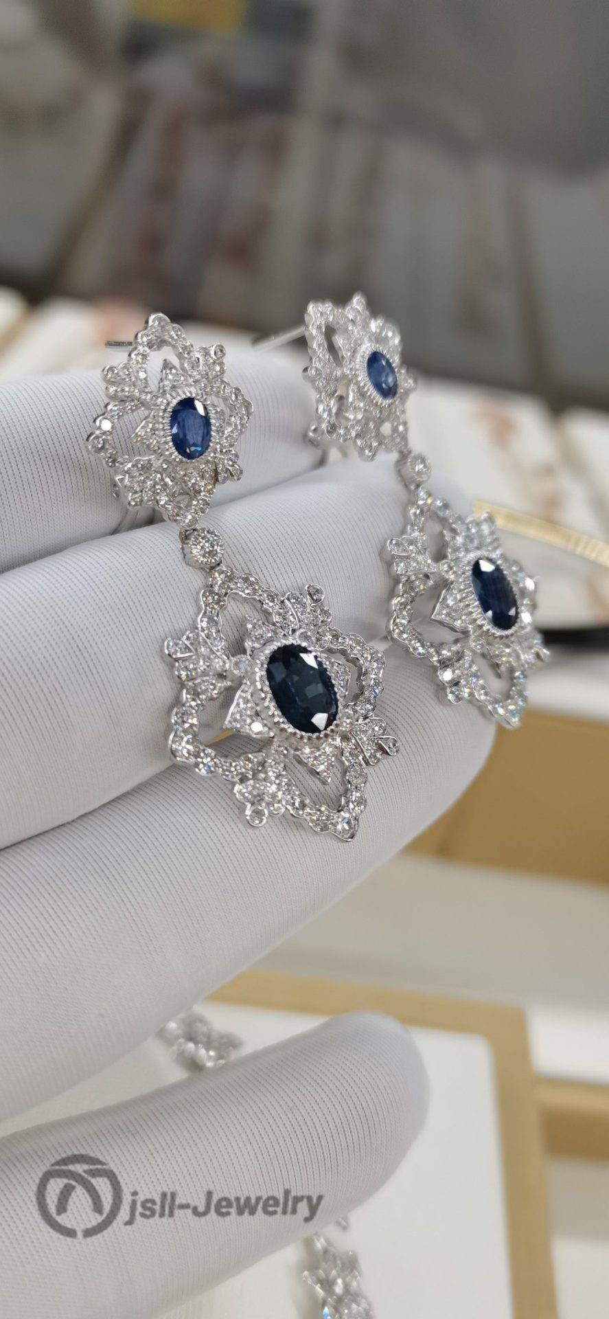 Jsll-Jewelry | 18K white gold with diamonds, sapphire earing